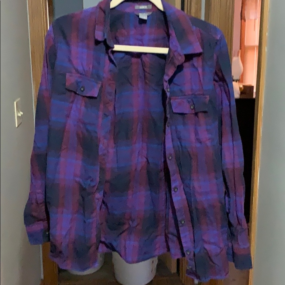 Eddie Bauer very nice Shirt